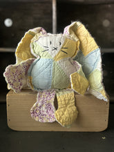Load image into Gallery viewer, Vintage Quilt Floral Bunny
