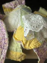 Load image into Gallery viewer, Vintage Quilt Floral Bunny