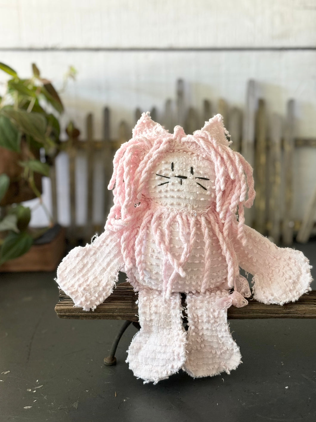 Vintage Pink Bates Hobnail Chenille Lion