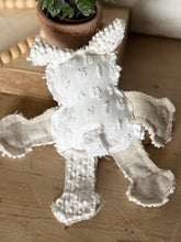 Load image into Gallery viewer, Vintage white Bates Hobnail and dropcloth Lamb/Sheep
